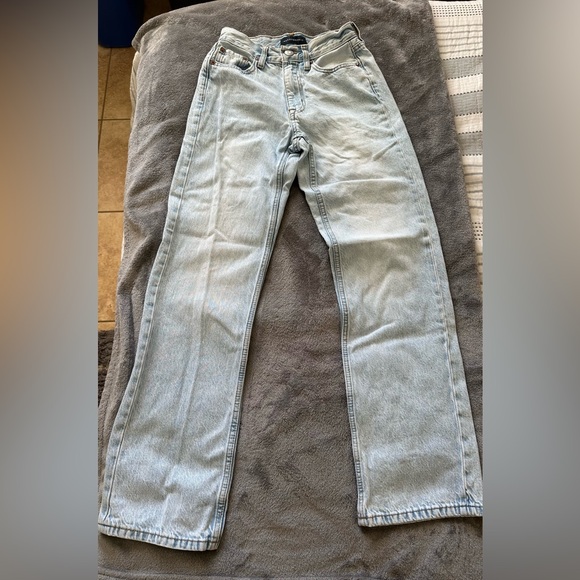 Aeropostale AERO High Rise Baggy Jeans Size 00 Light Wash - Picture 2 of 8